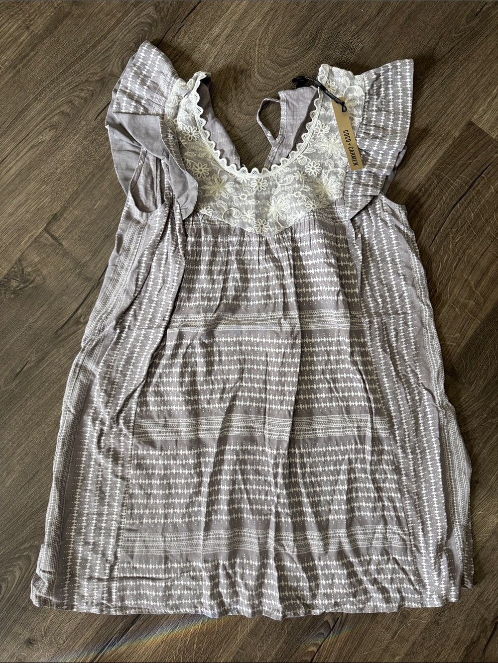 Coco + Carmen Boutique Gray Lace Yoke Patterned Boho Mini Dress